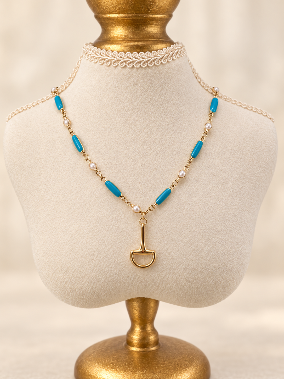 Saddle & Pearl Necklace